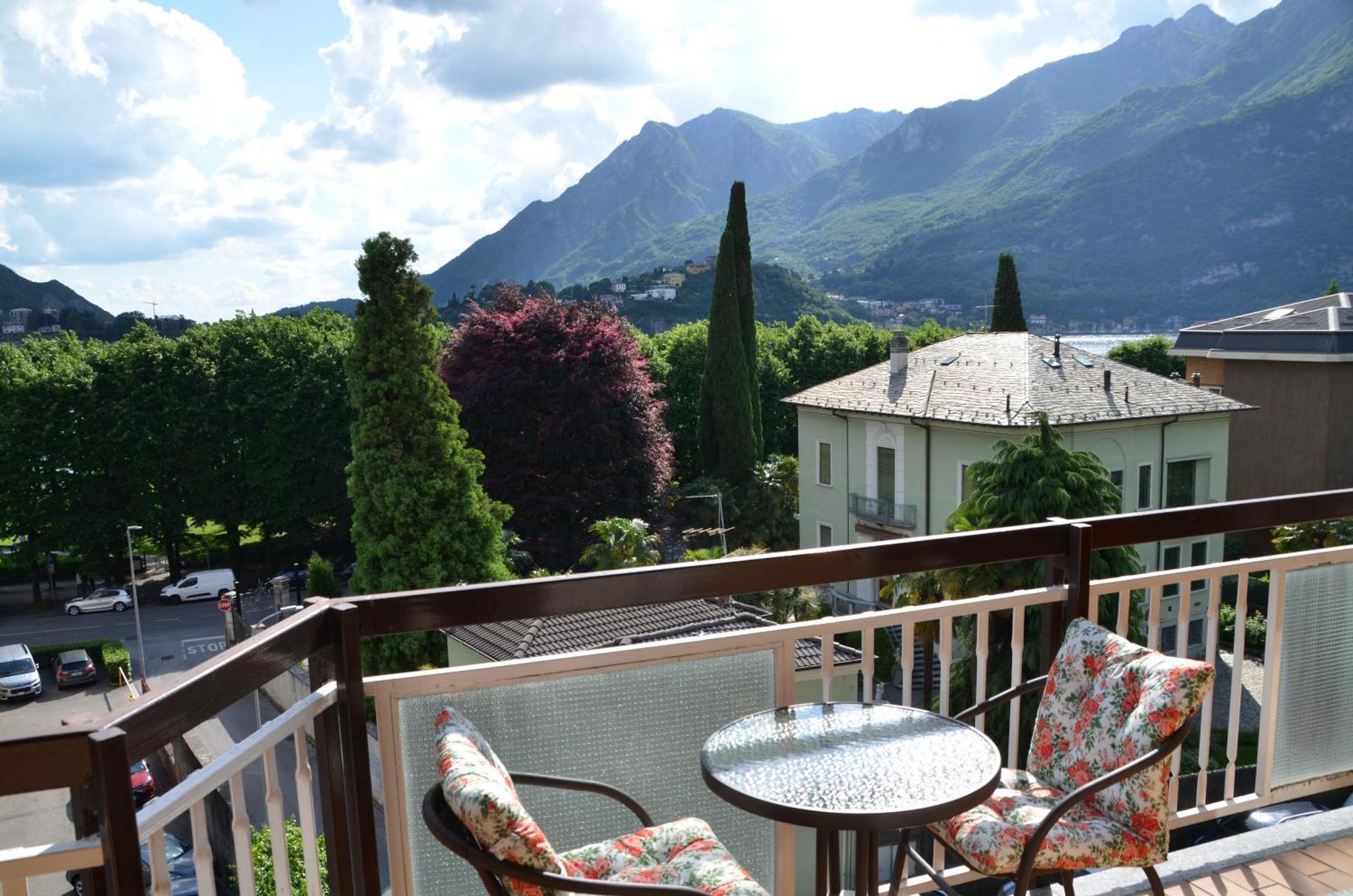 Big Romantic Lake View & Terrace Lecco Exterior foto